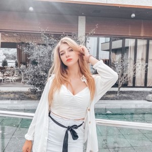 Проститутка Адель